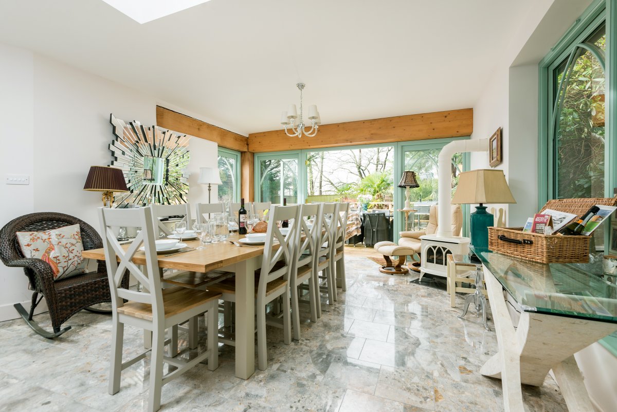 Forest Drove - spacious dining room